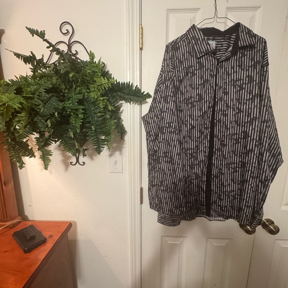 Men's Black and White Jacket